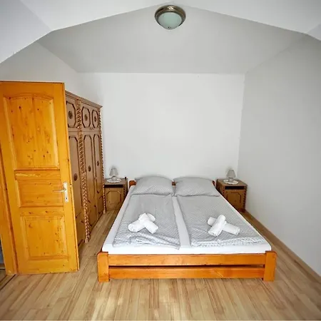 Fonix Wellness ** Apartman Homestay