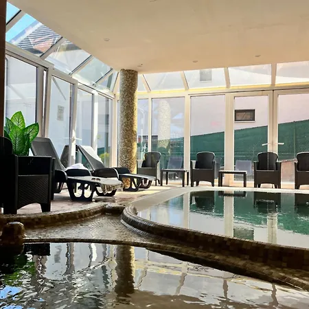 Fonix Wellness ** Apartman Hévíz